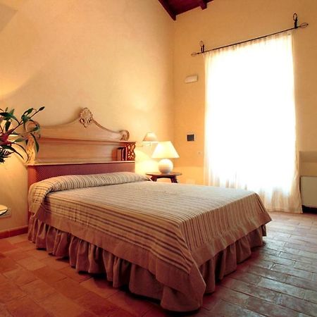 Agriturismo Lecanfore Konuk evi Castel di Leva Oda fotoğraf